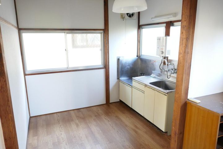 コーポ野毛万の居間