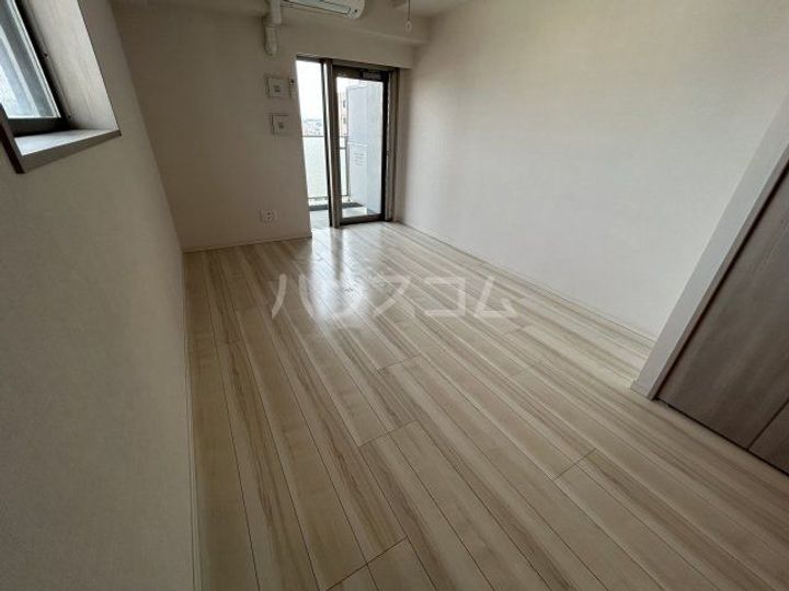 N-stage八王子の居間