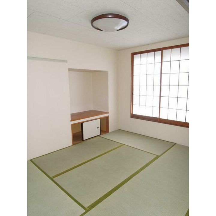 ヒルズメグミの内装