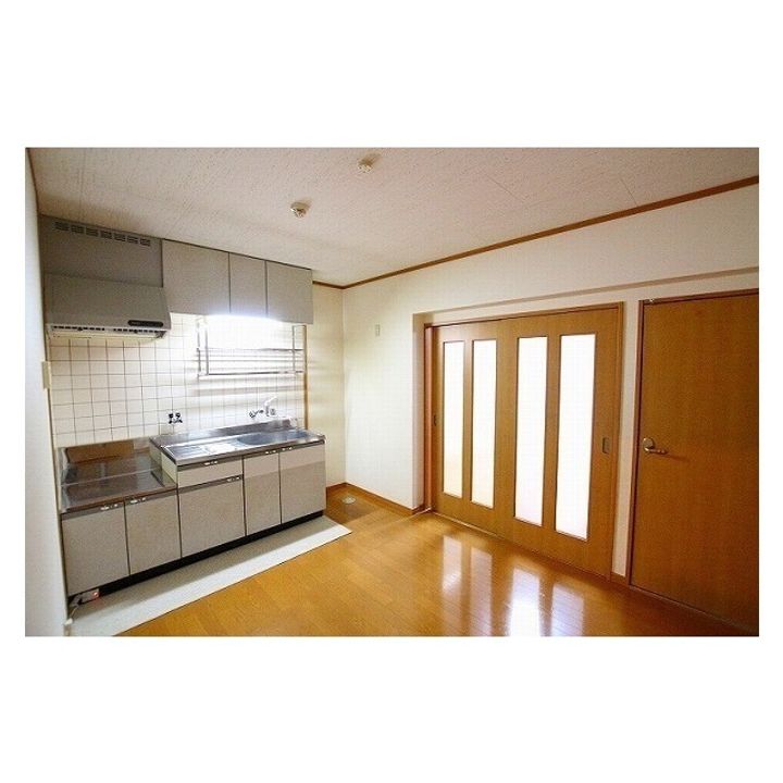 ユーミーマンション加茂川の居間