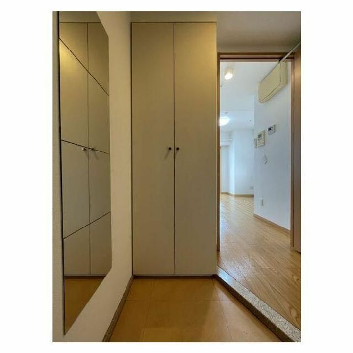 Conde相模原の玄関