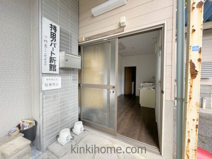 広島県広島市安佐北区可部東2(アパート)の賃貸物件の玄関