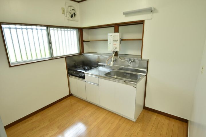 宮城県仙台市青葉区柏木1(一戸建)の賃貸物件のキッチン