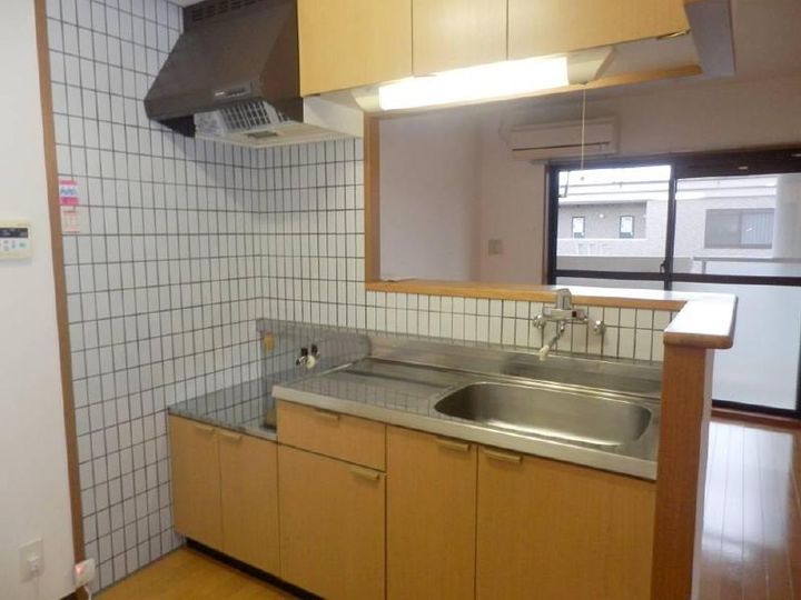 リージングマンション(2LDK)のキッチン