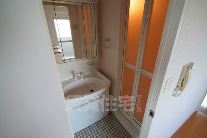 ジャルダン学研住道の内装