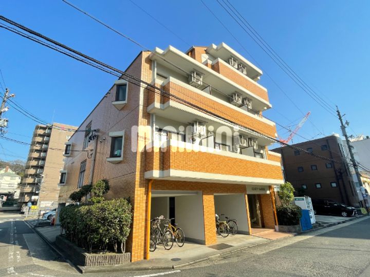 エスポアール月見坂の外観