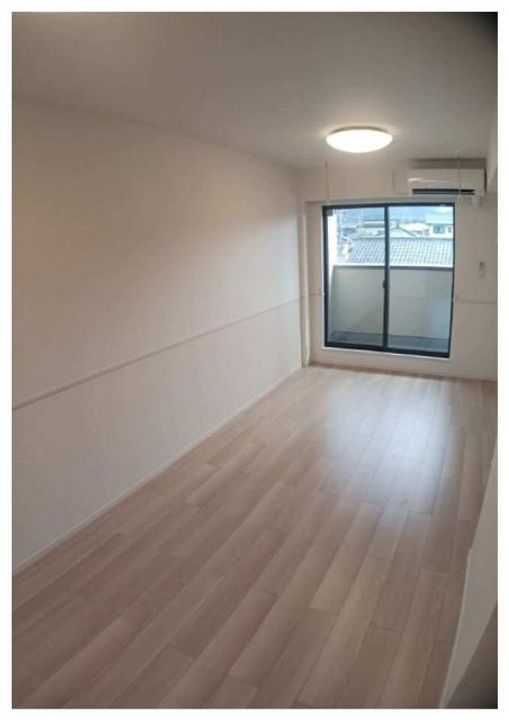 群馬県高崎市吉井町塩川(アパート)の賃貸物件の居間