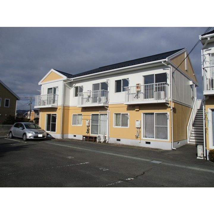 ハイライフシティ南青山E棟の外観