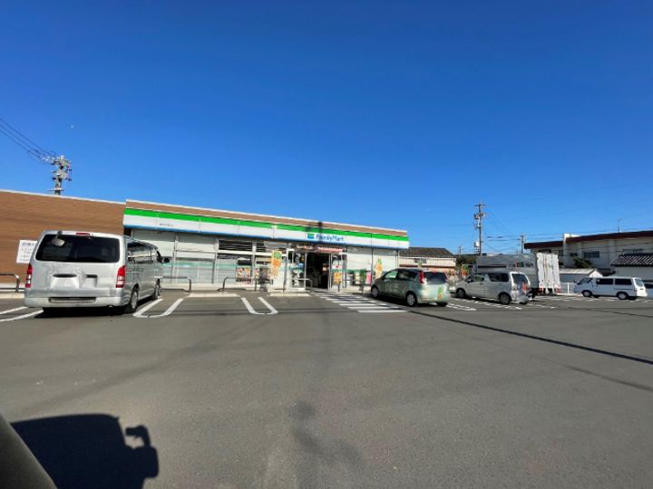 ファミール西脇の周辺