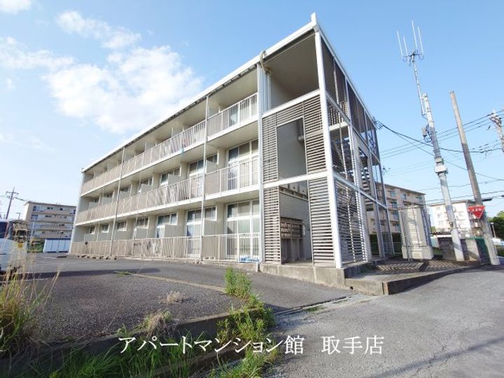 レオパレス井野の外観