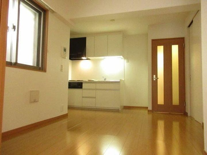 東京都大田区仲六郷2(マンション)の賃貸物件の居間