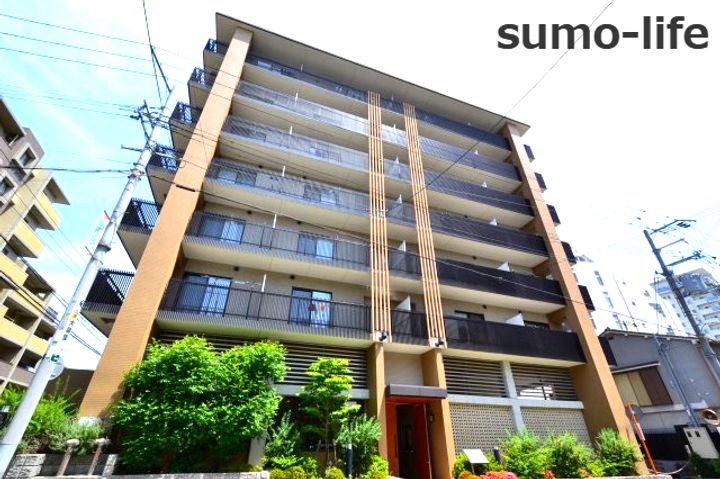 アーイ塚口の外観