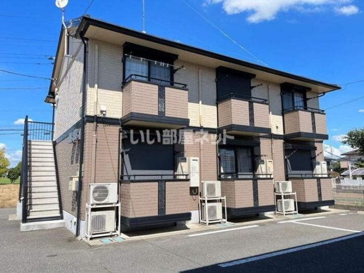 ロイヤルカームコート Bの外観