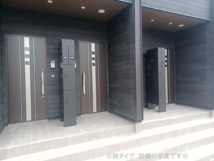 バイオレットの玄関