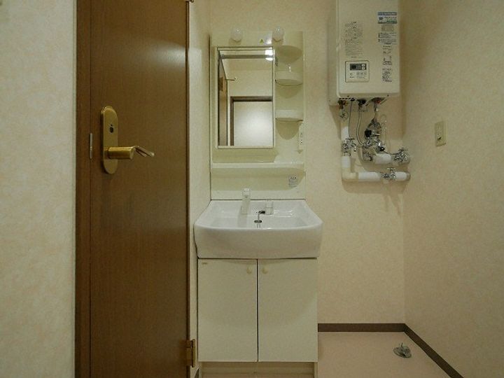 フロルドゥコルザの内装