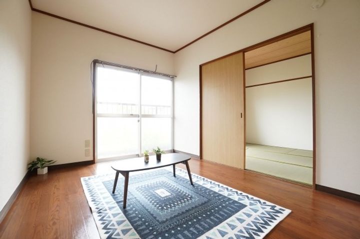 福岡県北九州市八幡西区茶売町(マンション)の賃貸物件の居間