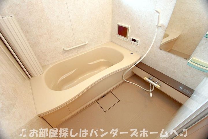 ルミエール東中振C棟の風呂