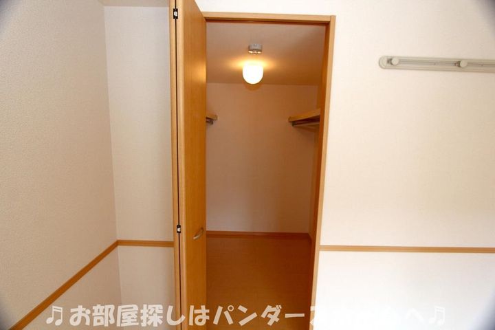 ルミエール東中振C棟の内装