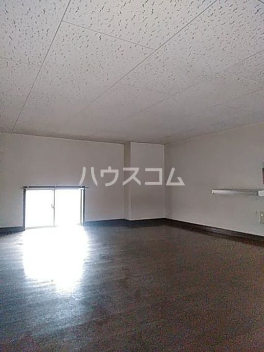 クラシカル吉住の居間