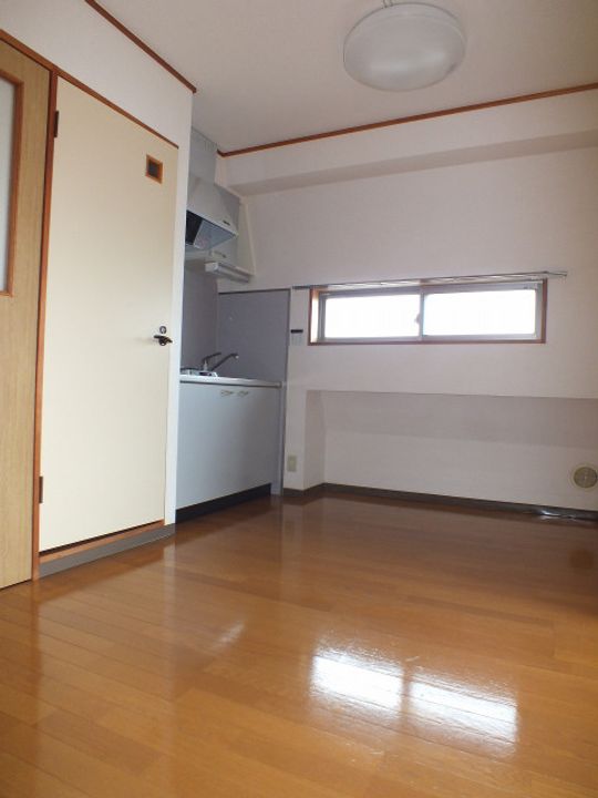 アゼリア小竹の地図