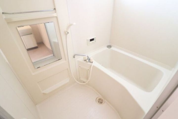 福島県いわき市小名浜西君ケ塚町(アパート)の賃貸物件の風呂