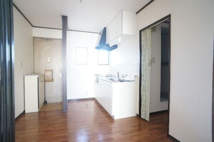 埼玉県さいたま市大宮区三橋1(アパート)の賃貸物件の居間