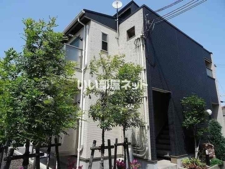大阪府高槻市宮田町1(アパート)の賃貸物件の外観