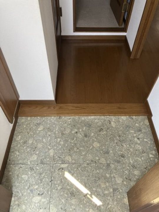 メープル・Iの玄関