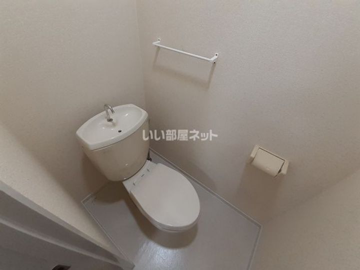 セラミックハウスBeeの内装