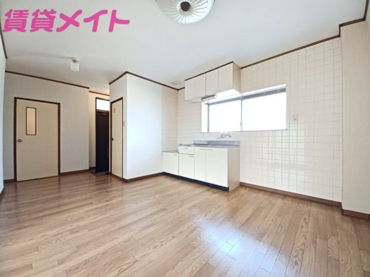 桜マンション Bの居間