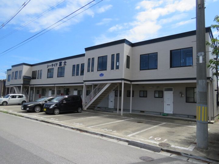 シーサイド富士の外観