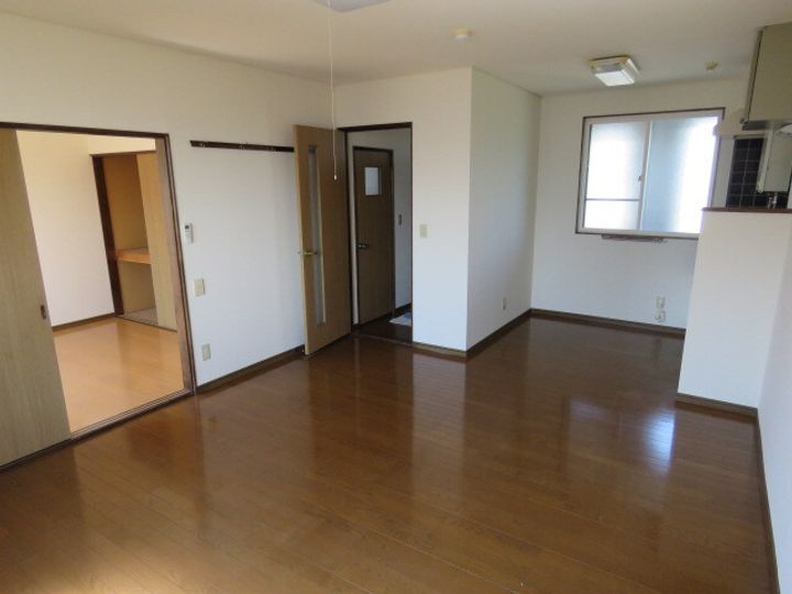 シーサイド富士の居間