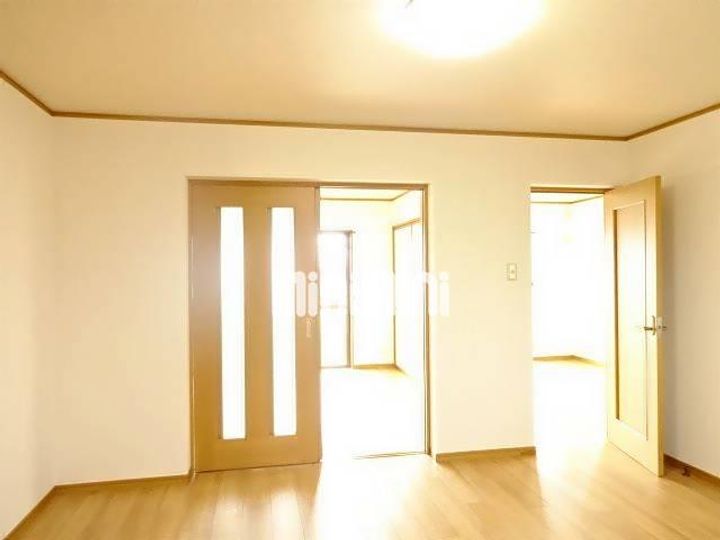 ロイヤルコート伏見の内装