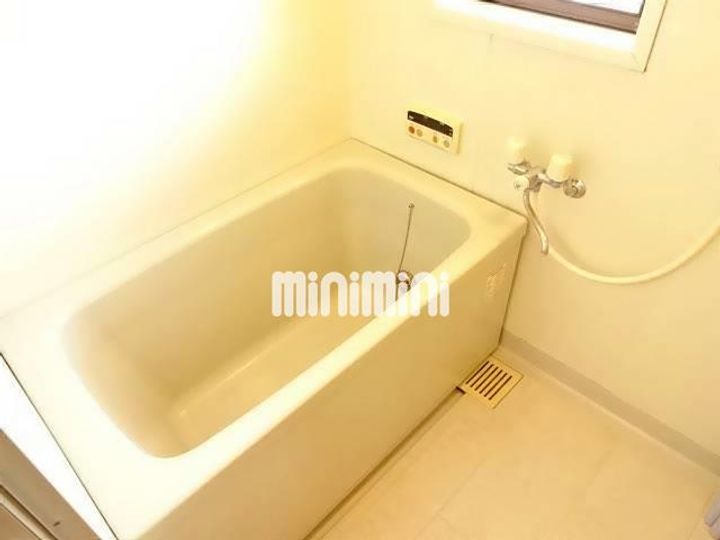 ロイヤルコート伏見の風呂