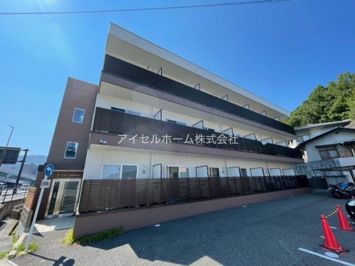 広島県呉市阿賀中央4(マンション)の賃貸物件の外観