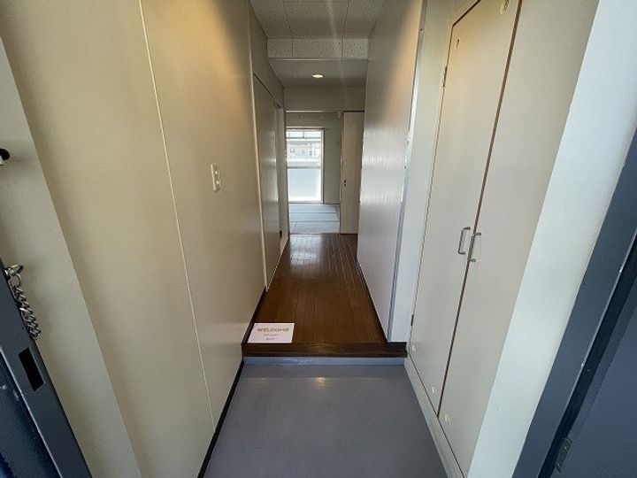 ビレッジハウス春日Iの玄関