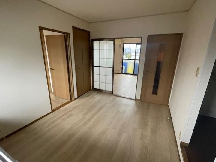 ティーエムハイツB棟の居間