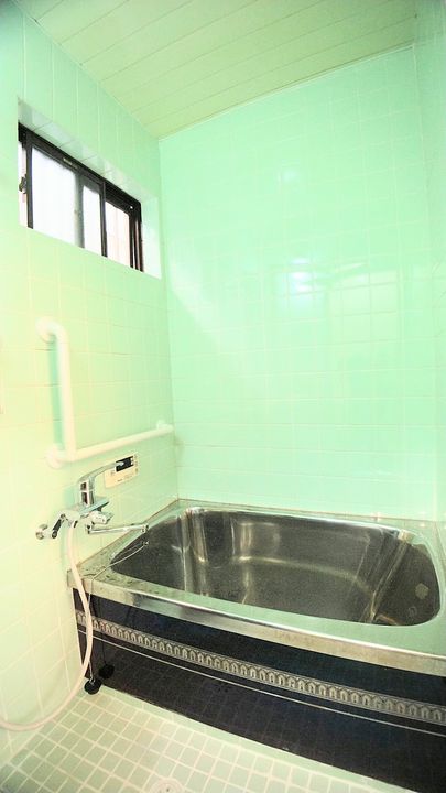 大阪府四條畷市江瀬美町(一戸建)の賃貸物件の風呂