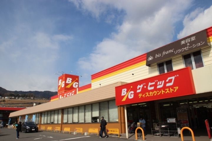 パティシェール吉川IIの周辺