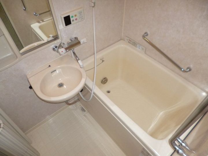 パインリーフ甲子園の風呂