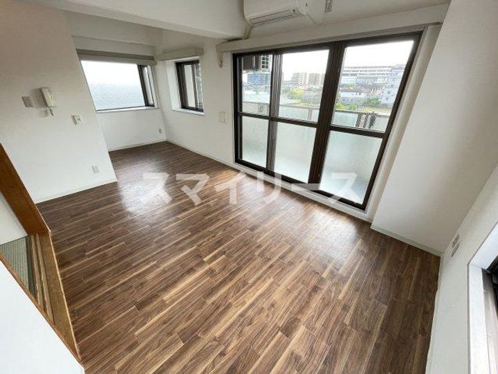 千葉県柏市富里3(マンション)の賃貸物件の居間