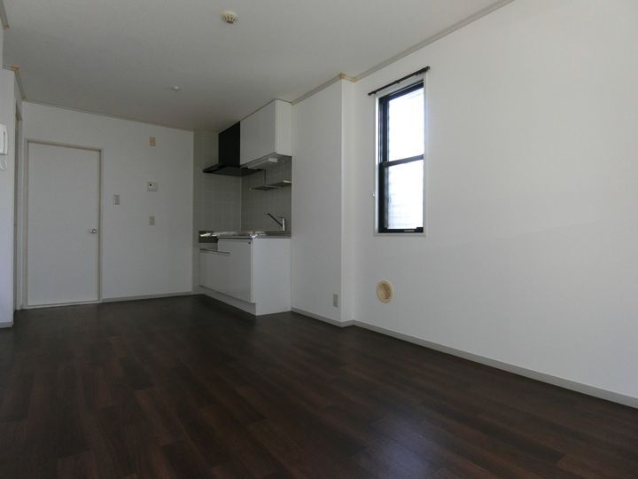 ハイツピアBの居間