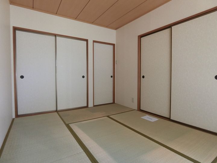 ハイツピアBの居間