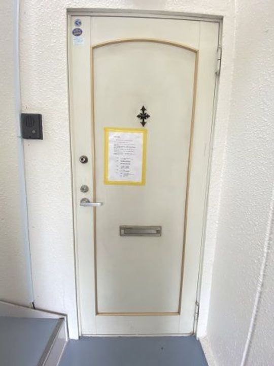 リッチハイツ南行徳IIの玄関