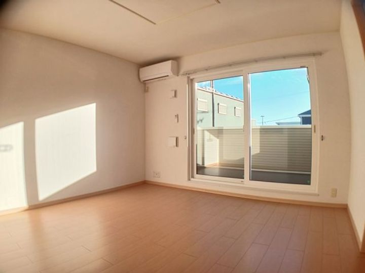 ヴェル カレント A棟の居間