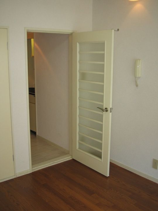 アートパレス東松山No.1の居間