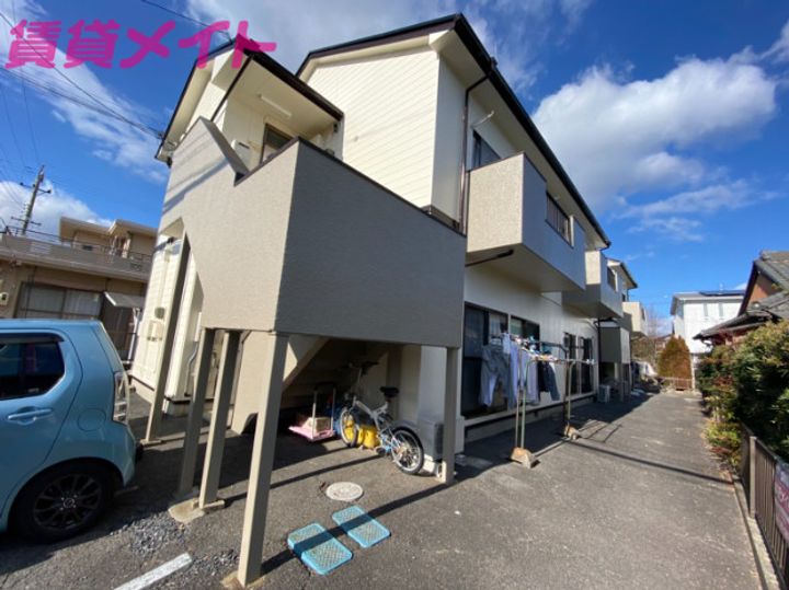 ソレイユ伊勢若松の外観