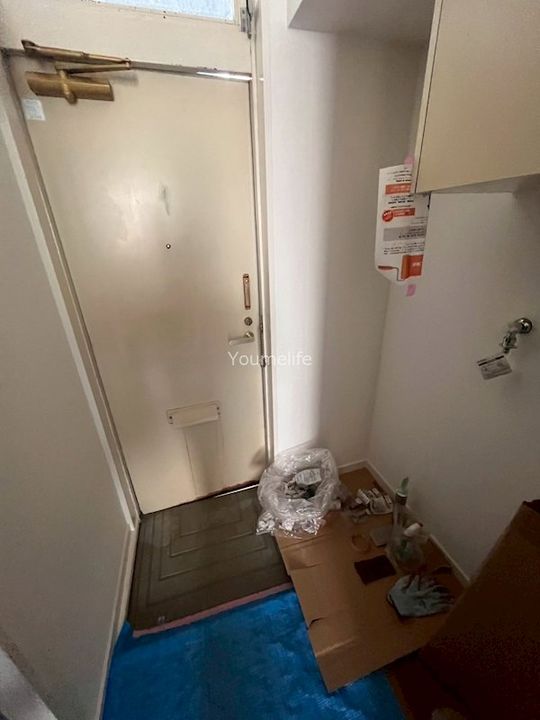 クロノス茅ヶ崎の玄関
