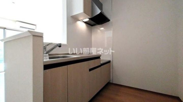栃木県鹿沼市泉町(アパート)の賃貸物件のキッチン