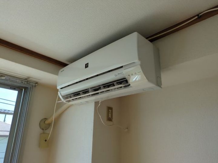 荒井ビルの内装